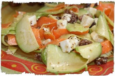 Tagliatelles de carottes et courgettes en salade